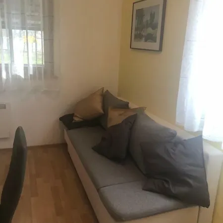 Prázdninový dům Apartma 7 *